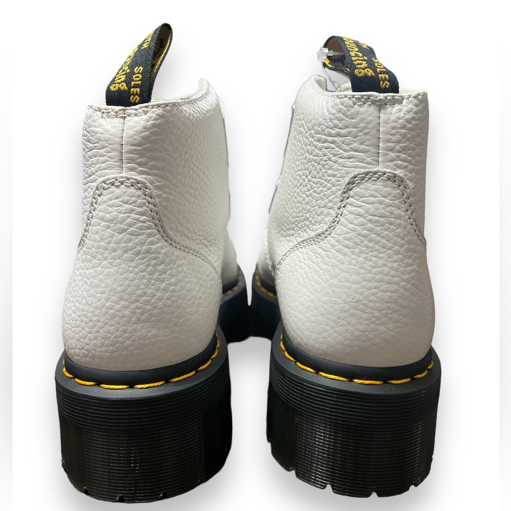 Doc Dr Martens Women's Devon Flower Buckle Platform Boots Sz 10 White Learther - Picture 7 of 11